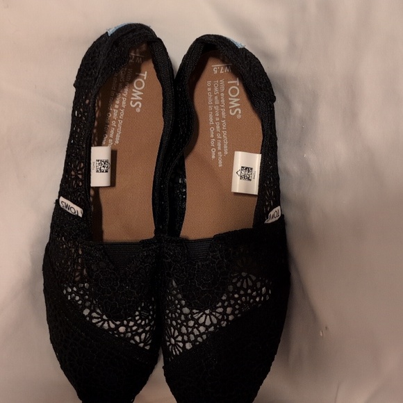 TOMS Black Crochet Slip-On Shoes - Picture 2 of 6